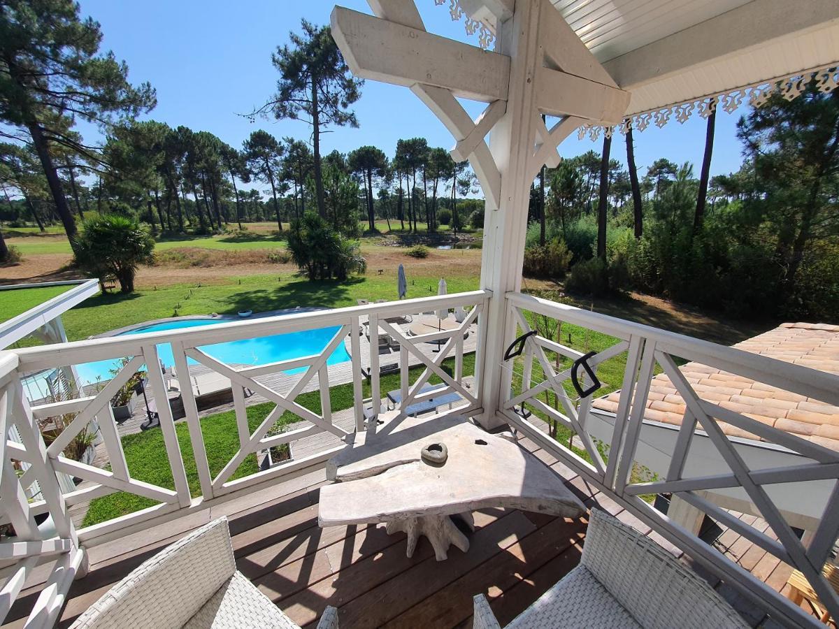 Suite Pool View