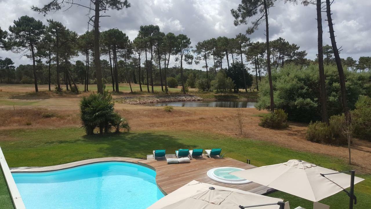 Suite Pool View